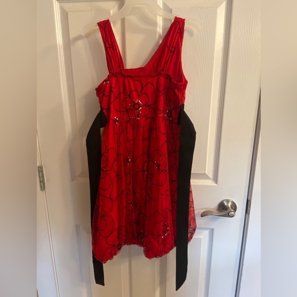 Girls size 10 dress - Picture 2 of 3